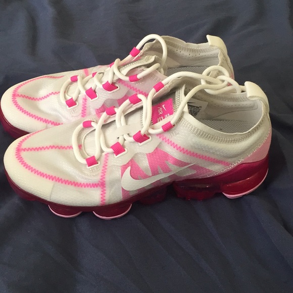 Nike Shoes - 🔥 Air VaporMax summit white pink rise